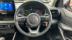 Toyota Yaris 1.5 Hybrid Icon 5dr CVT Hybrid Hatchback